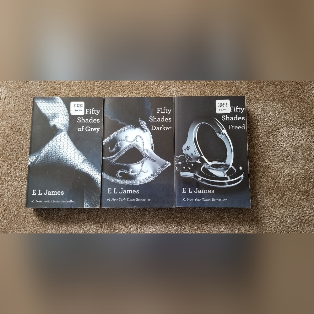 3 books-Fifty Shades of Grey